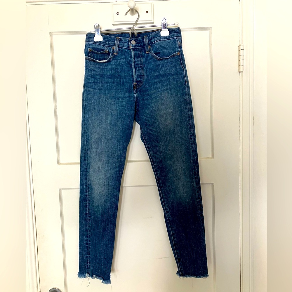 Levi’s Wedgie Fit jeans - size 27
